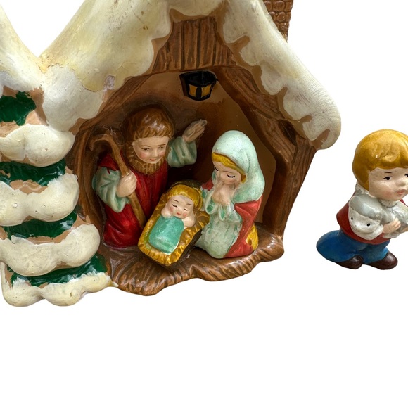 Enesco Nativity Scene Christmas Ceramic 2” - Picture 2 of 12